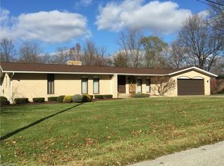 985 Carol Ln, Tallmadge, OH 44278
