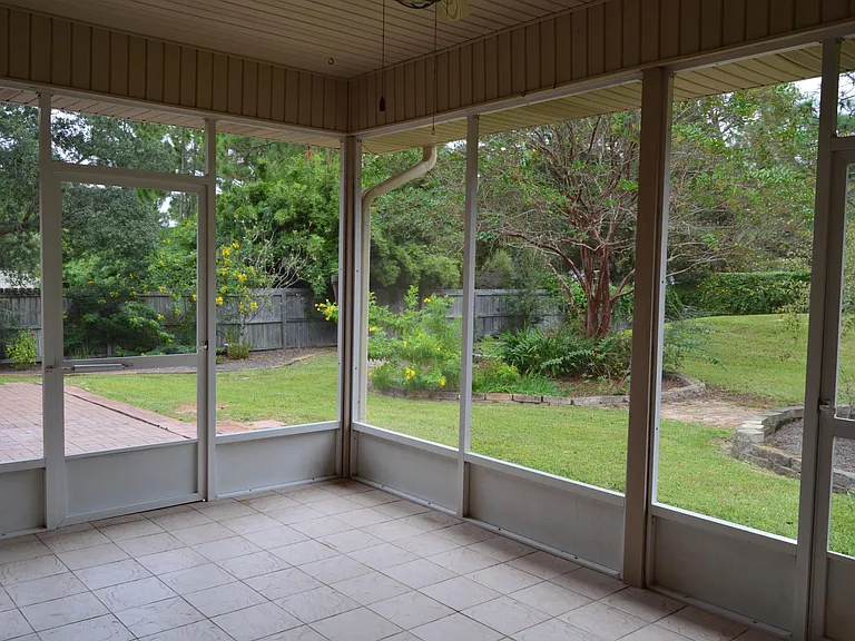 1866 Sunrise Dr — Photo 13