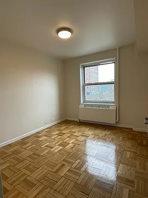 Rented by A&E Real Estate Management | media 17