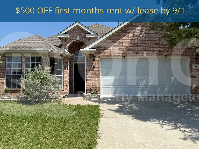 3312 Woodberry Ln — Photo 1