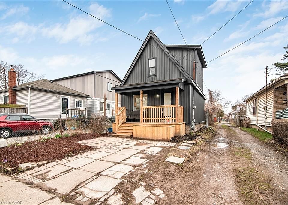 1st image of 7 Stapleton Ave