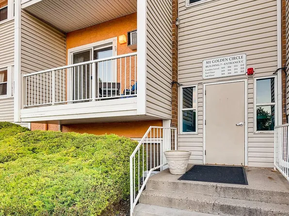 501 Golden Cir APT 211, Golden, CO 80401