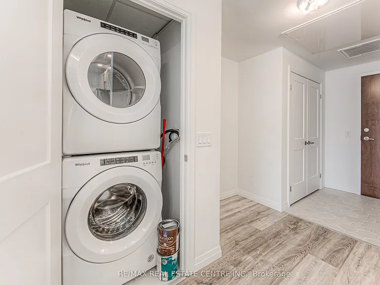 108 Garment St #810 — Photo 16