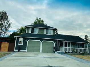 1403 S 240th St, Seattle, WA 98198