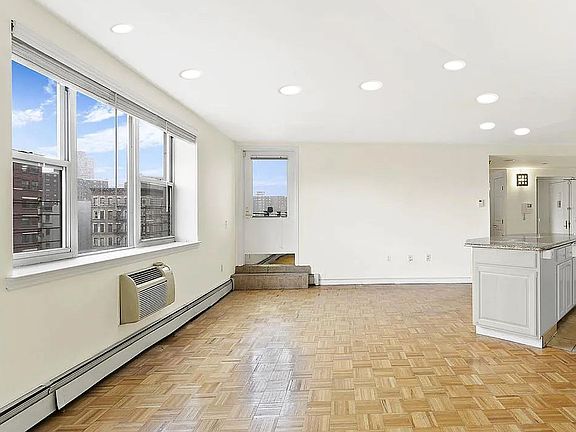 4th image of 106 W 117th St APT 6J