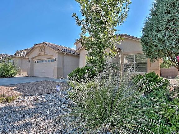 2nd image of 4205 Mesa Dura Dr NW