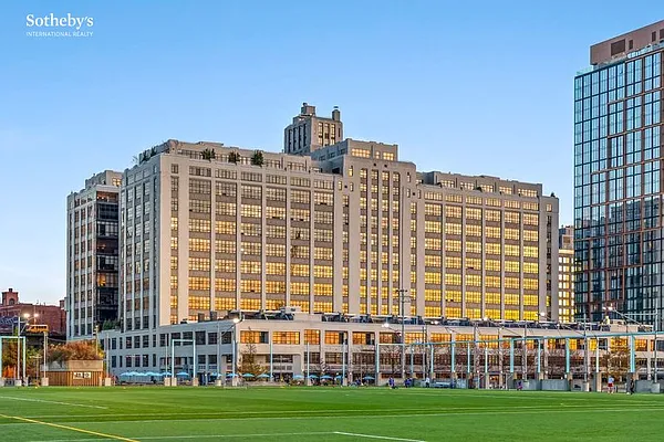 Sold by Sotheby's International Realty | media 9