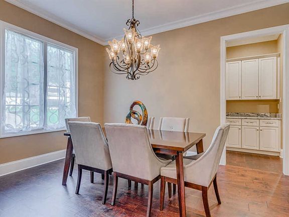 5th image of 432 Grey Hill Dr