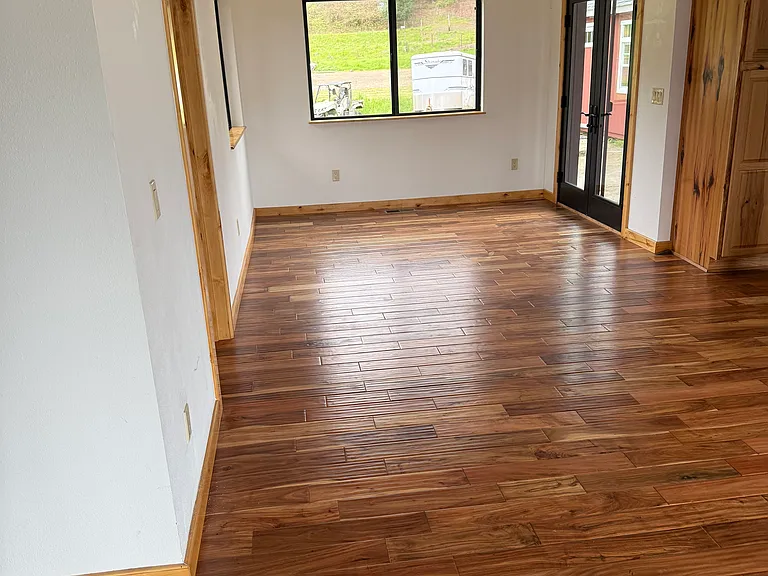 Breakfast nook off greatroom