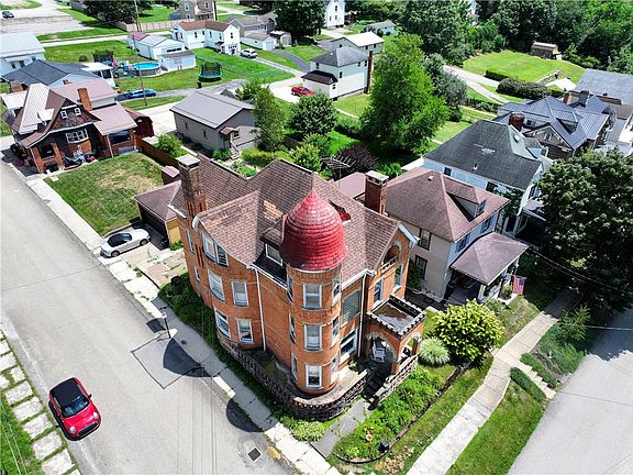 2nd image of 404 Walnut St