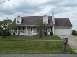 1930 Lakewood Dr, Elizabethtown, KY 42701