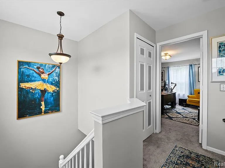 1652 Bennington Ct — Photo 18