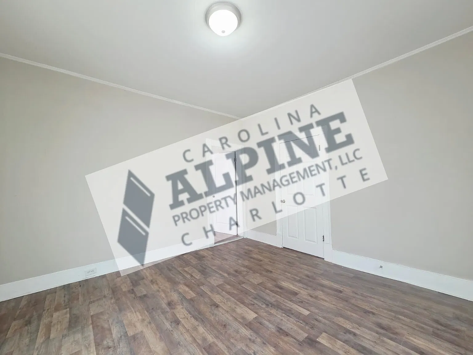 1228 Tank Ct — Photo 4