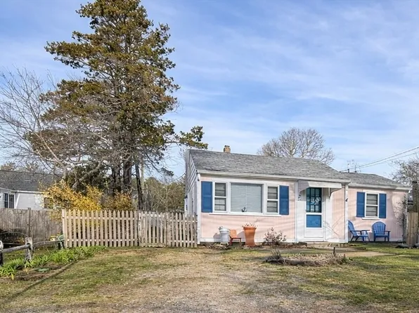 253 Shad Hole Rd #3A, Dennis Port, MA 02639