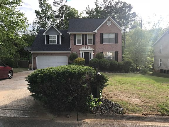 2nd image of 745 Rosehill Ln