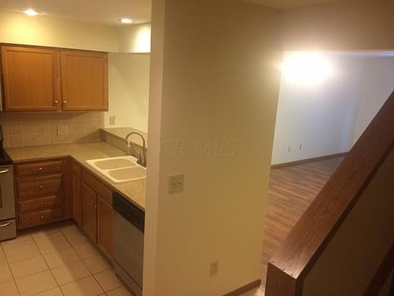 5th image of 1223 Rivercrest Dr S #A