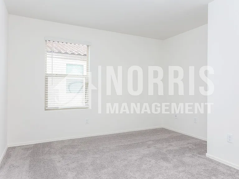 2897 N Rosewood Ln — Photo 13