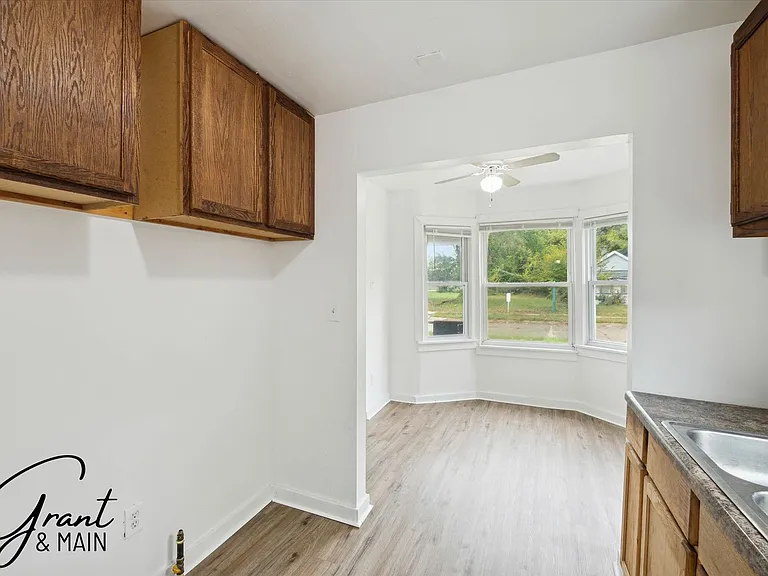 13926 Rockdale St — Photo 10