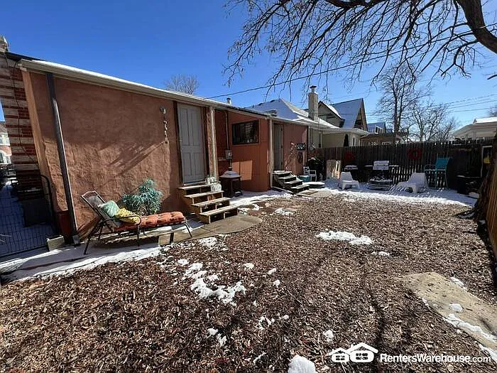 1017 S Pearl St — Photo 14
