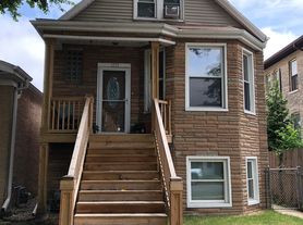 1339 Maple Ave, Berwyn, IL
