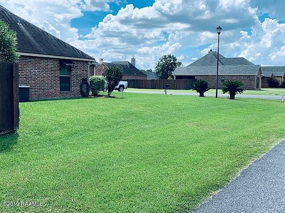 5th image of 401 Blackwater River Dr