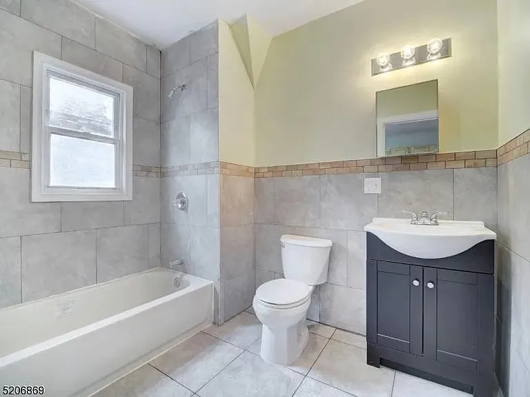 796 S 13th St #C — Photo 18