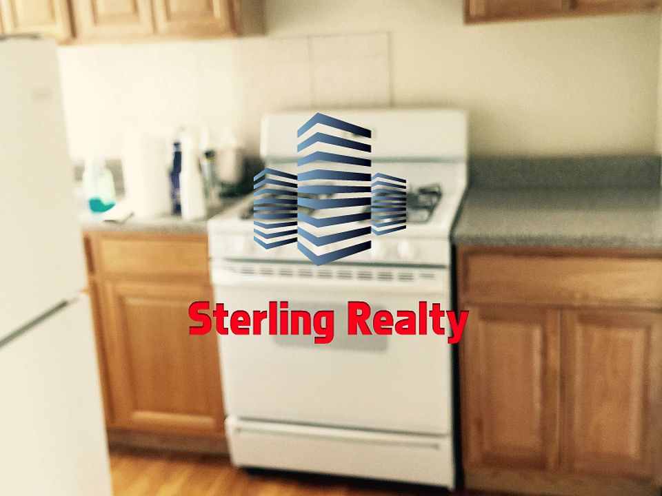 1st image of 2819 23rd Ave APT 17