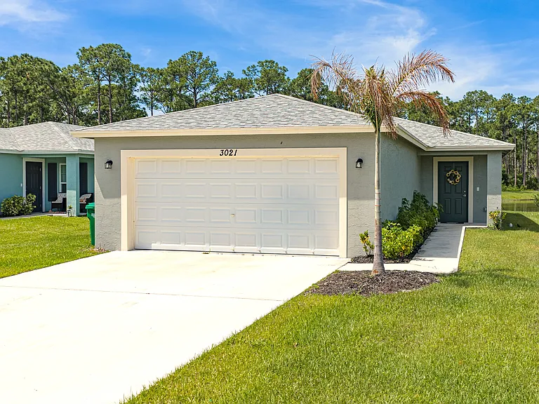 Ravinia St. Lucie — Photo 21