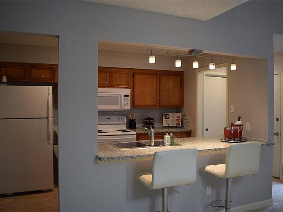 3rd image of 13897 Hollowgreen Dr #3