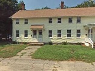 12 B St, Northbridge, MA 01534