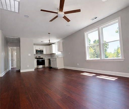 2nd image of 2627 William Allen Rd