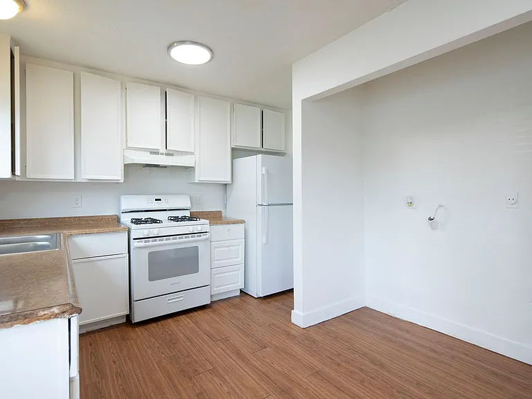 3 bed 2 bath in the heart of San Diego — Photo 18