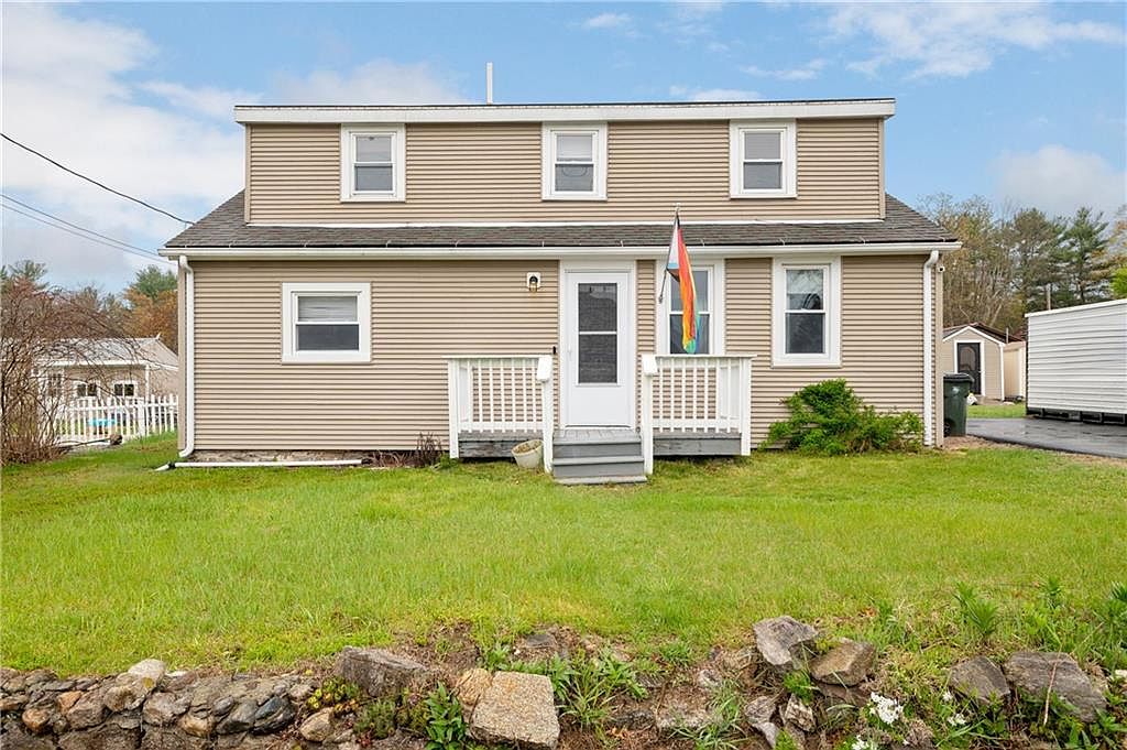 14 Robert St, Burrillville, RI 02830 Zillow
