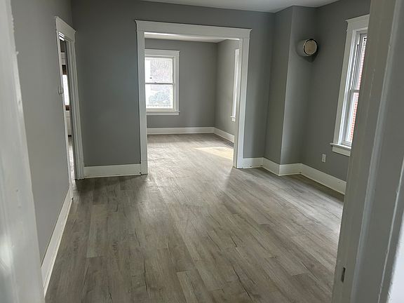 4th image of 812 Ann St #812