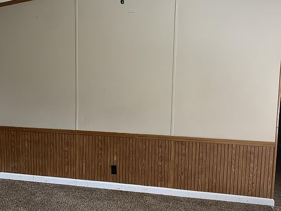 2nd image of 109 Zackary St