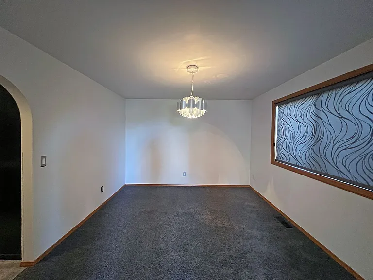 7512 Leif Ericson Dr — Photo 11