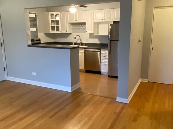 4th image of 7224 W Palatine Ave APT 1E