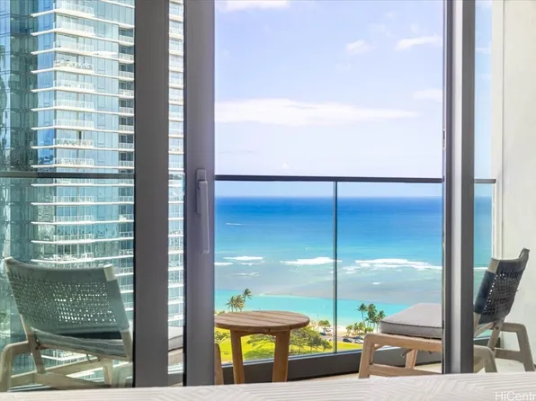 1000 Auahi St #2410, Honolulu, HI 96813