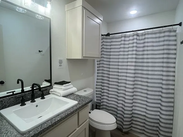 7701 Date Ave — Photo 19