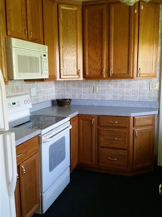 2nd image of 1028 S Wabash Ave
