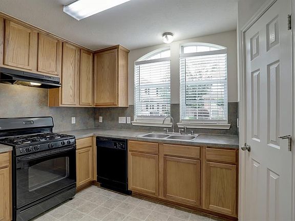 3rd image of 1630 Village Townhome Dr