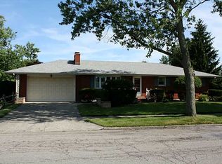 1304 Farnham Rd, Troy, OH 45373