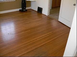 5th image of 1027 W 22nd Ave