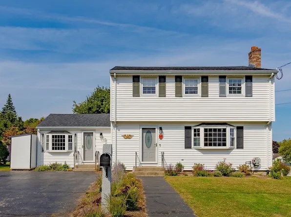 17 Highet Ave, Woburn, MA 01801