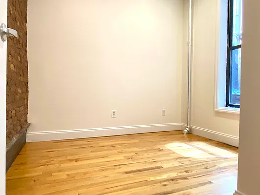 Rented by Corcoran | media 24