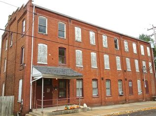 24 E Main St, Windsor, PA 17366