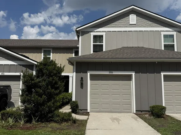 9555 Star Dr, Jacksonville, FL 32256