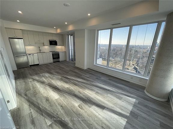 2nd image of 15 Wellington St S #1212
