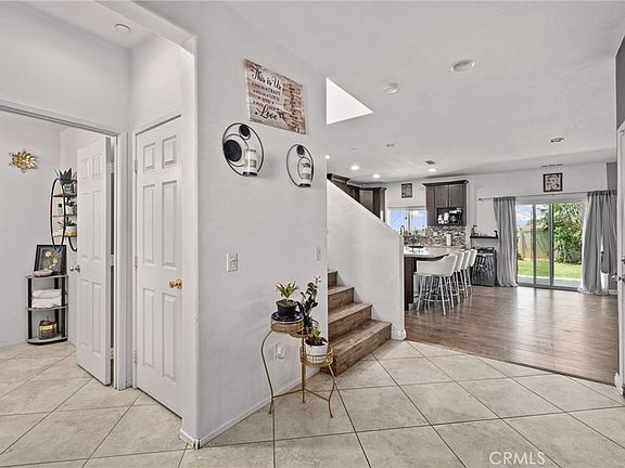 3rd image of 4247 Solomon St