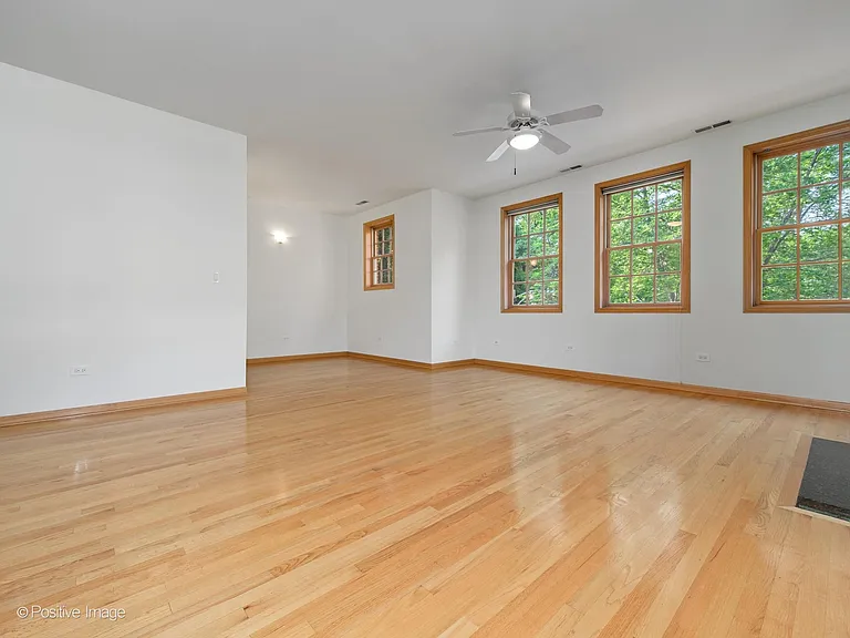 2336 W Palmer St #2 — Photo 7